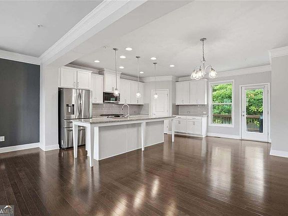 5th image of 6428 Brookside Blvd SE