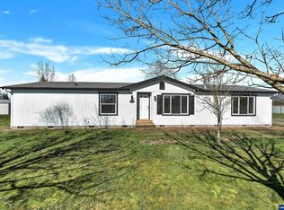 3359 SE Locks Rd, Dayton, OR 97114