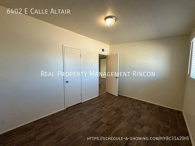 6402 E Calle Altair — Photo 13