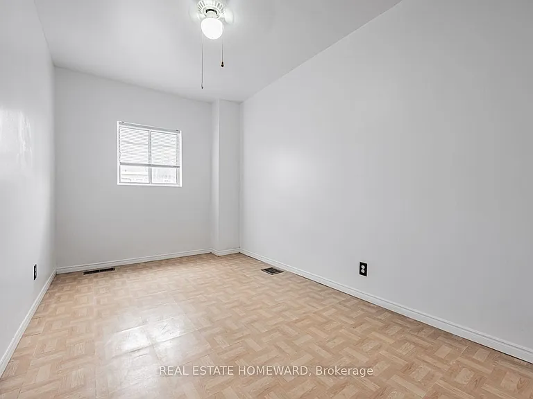 2438 Danforth Ave — Photo 5