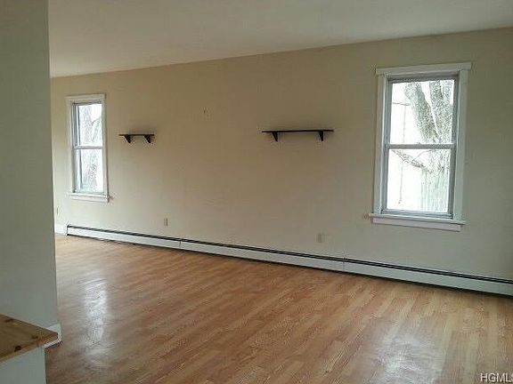 2nd image of 15 Hornbeck Ave