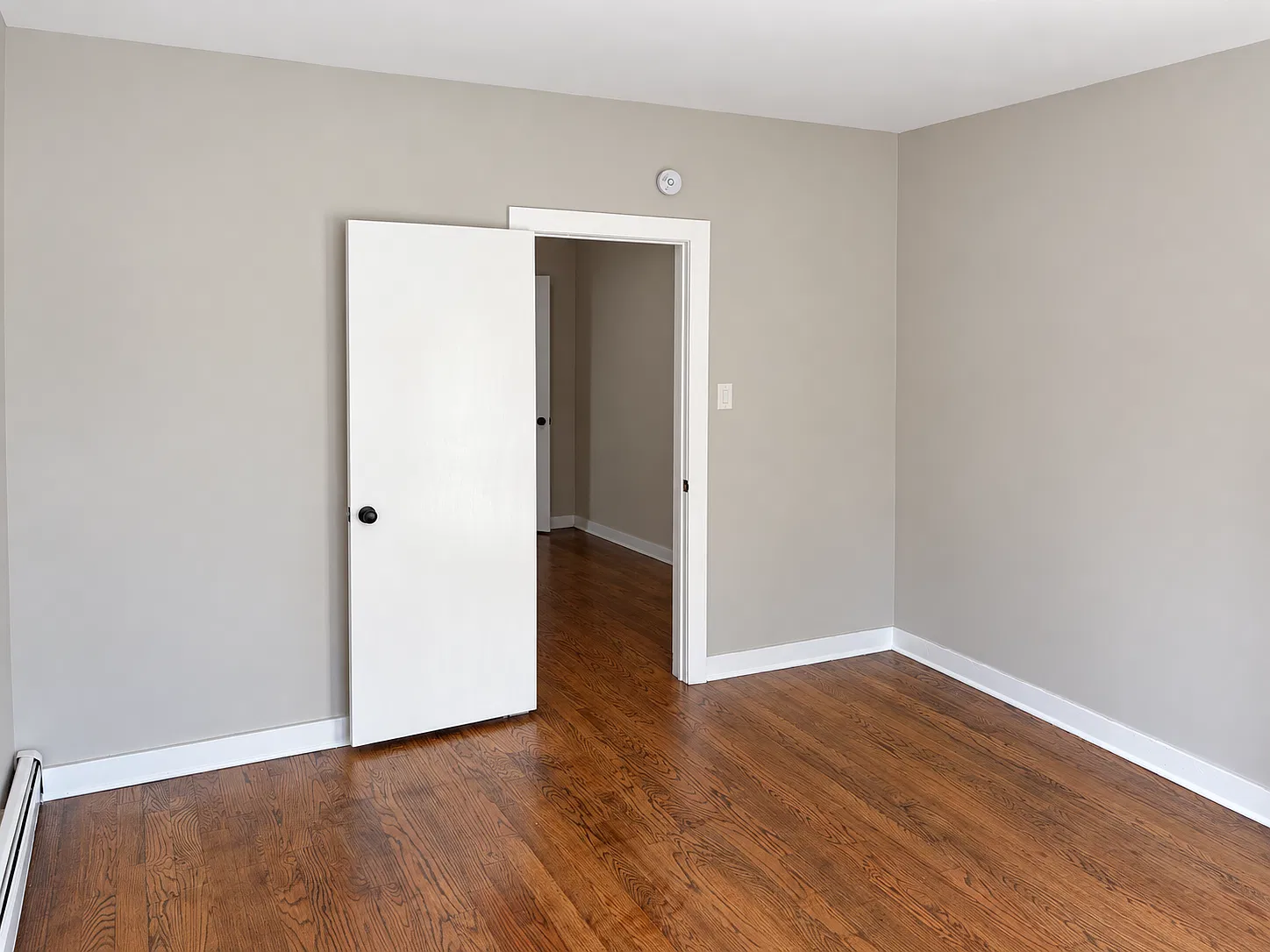 2 bed, 800 sqft, $2,350 — Photo 4