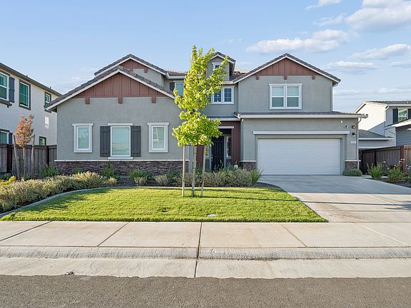 4th image of 8596 Yari Way