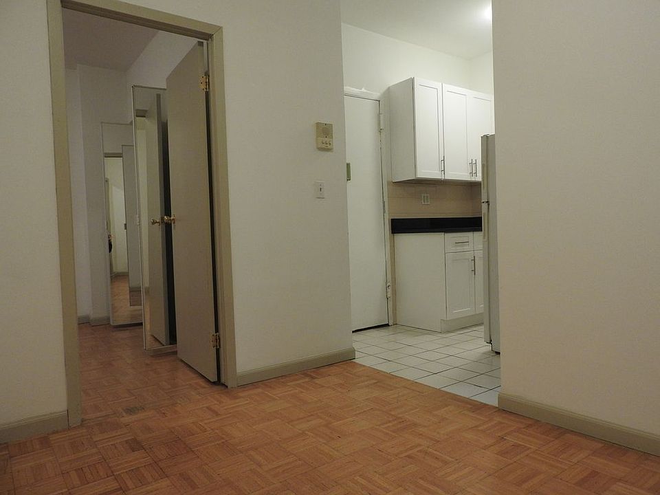 1st image of 58 W 48th St APT 4R