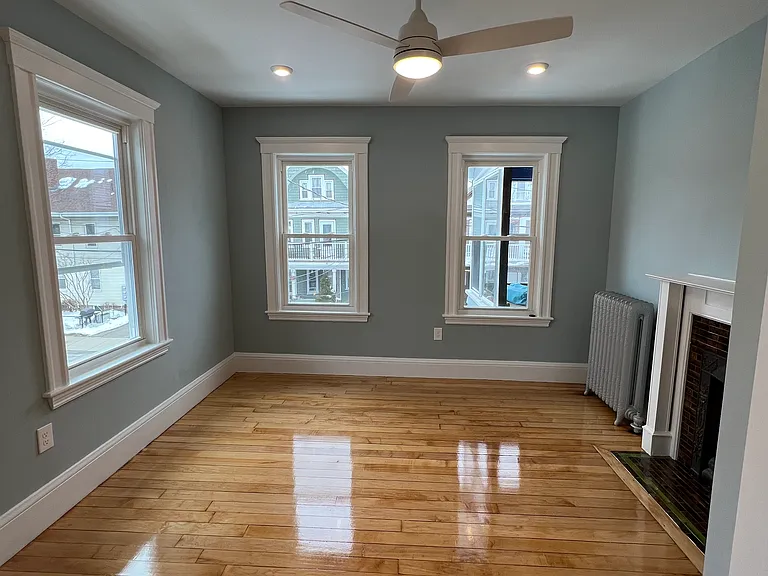 11 Burnham St #2 — Photo 19
