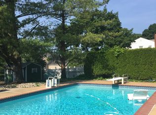 19 Ashburn Rd, Wayne, NJ 07470