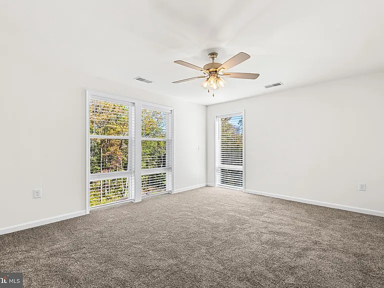 900 Gilbert Rd #3601A — Photo 14