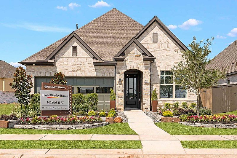 Harvest Green 45' by David Weekley Homes in Richmond TX Zillow