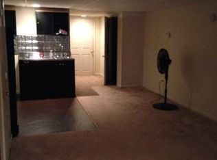 19 5th St, Wading River, NY 11792