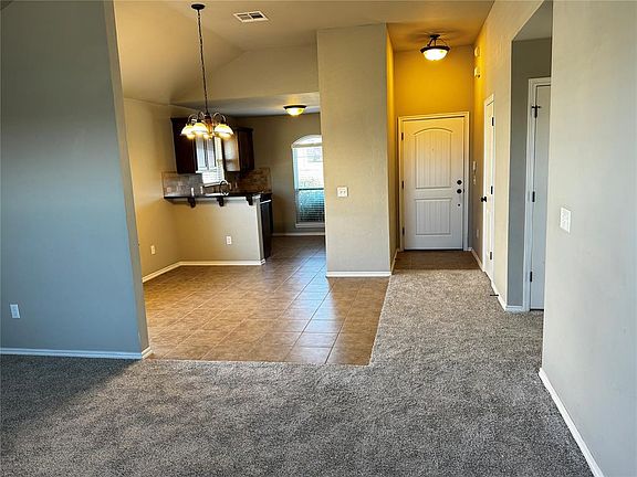 4th image of 12601 Edison Dr