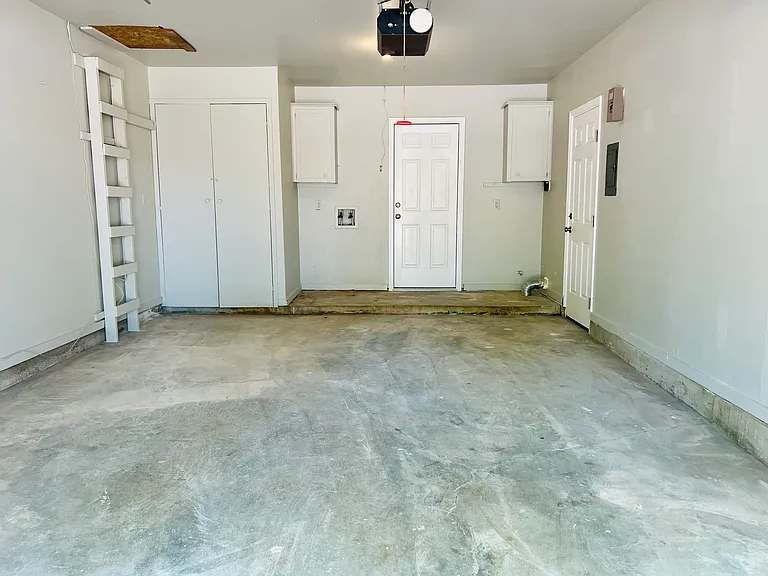 12154 E 35th St S — Photo 11