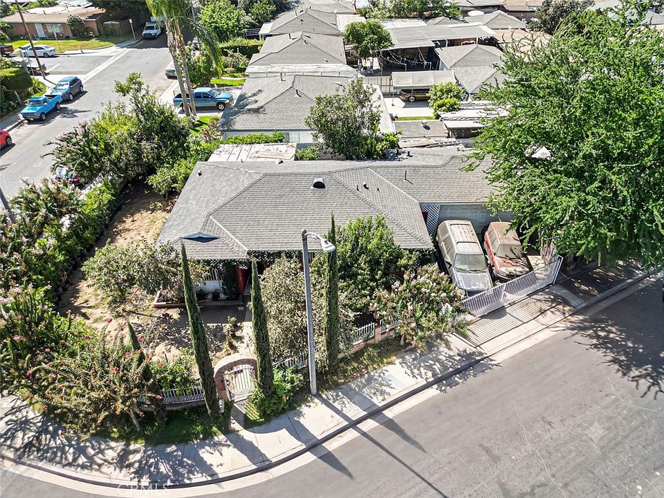 1st image of 12454 Famosa St