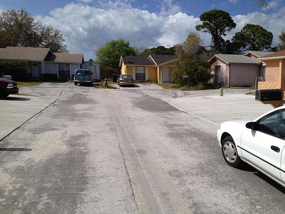 4th image of 9121 Baymeadow Ct