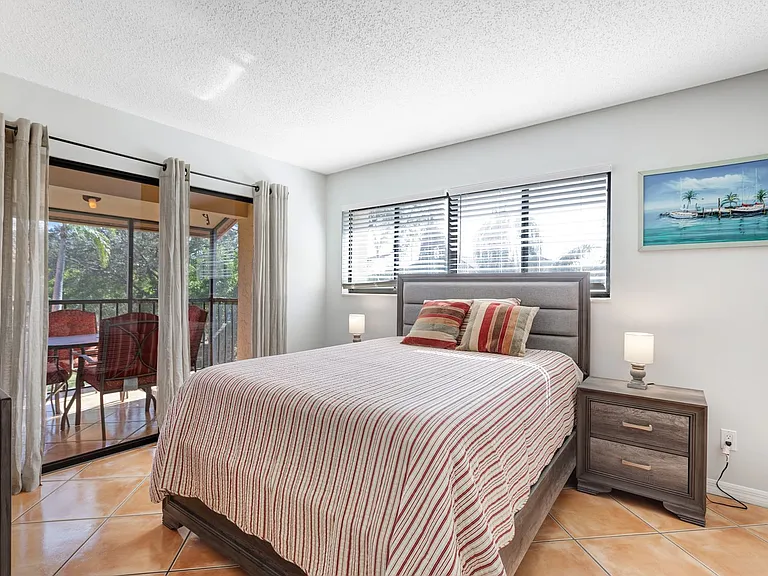 110 Cypress Way E #F8 — Photo 21