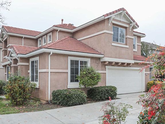 3rd image of 2212 Pettigrew Dr