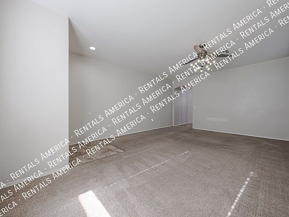 5th image of 44388 W Oster Dr