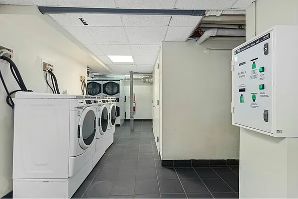 Rented by Compass | media 21