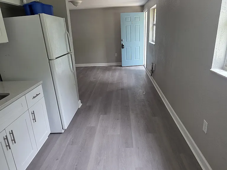 101 S Forest St #1 — Photo 5