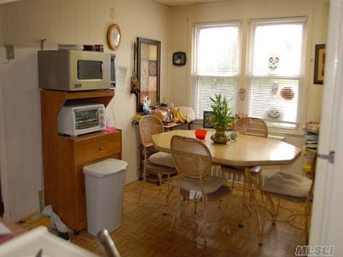 3rd image of 58 Robert Ave