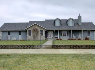 15 Links Dr, Garnett, KS 66032