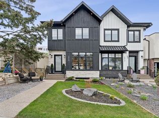 2819 E 36th St SW, Calgary, AB T3E 2Z9