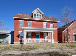 923 Jefferson St, Quincy, IL 62301