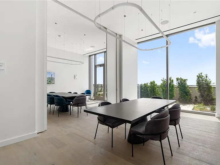 44 East Ave #2011 — Photo 28