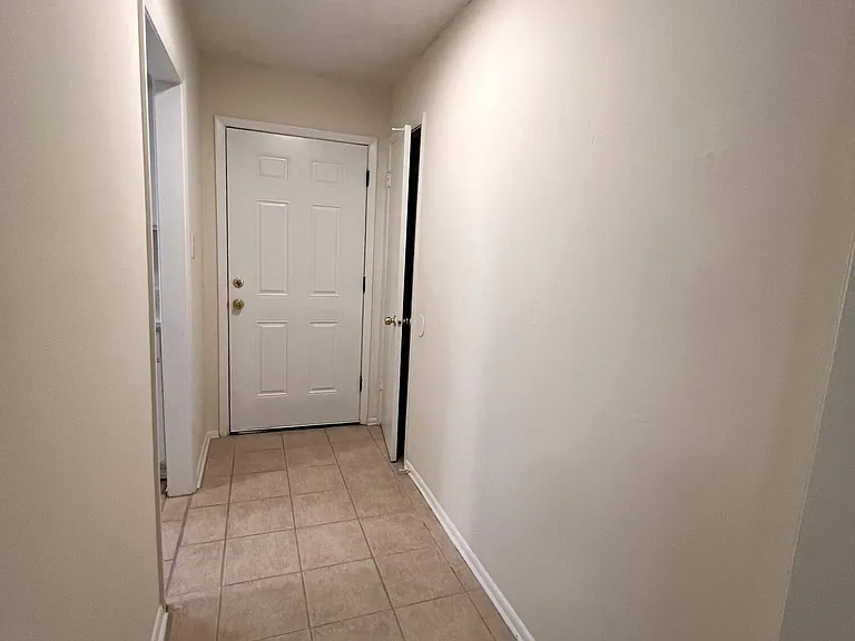 10 Pembrook Cir — Photo 7