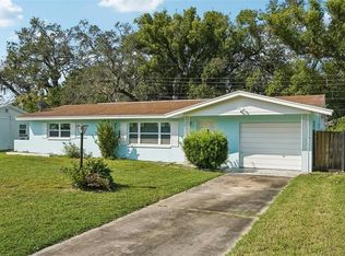 7596 117th St, Seminole, FL 33772