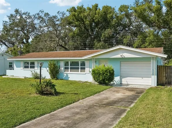 7596 117th St, Seminole, FL 33772