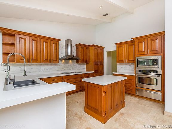 3rd image of 7301 SW 162nd St