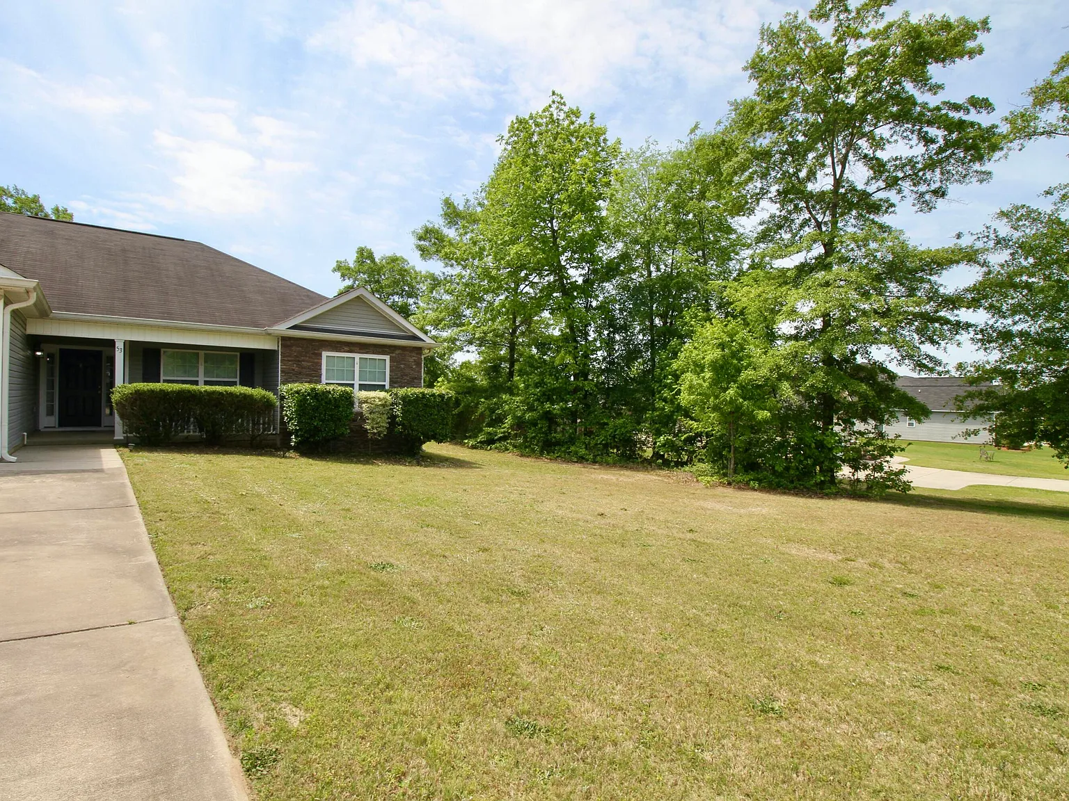 3 bed, 2.0 bath, 1485 sqft, $2,000 — Photo 4