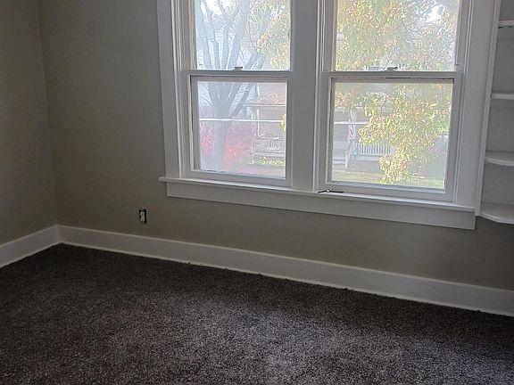 5th image of 1025 Kinsmoor Ave