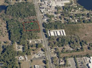 1816 N Woodland Blvd, Deland, FL 32720