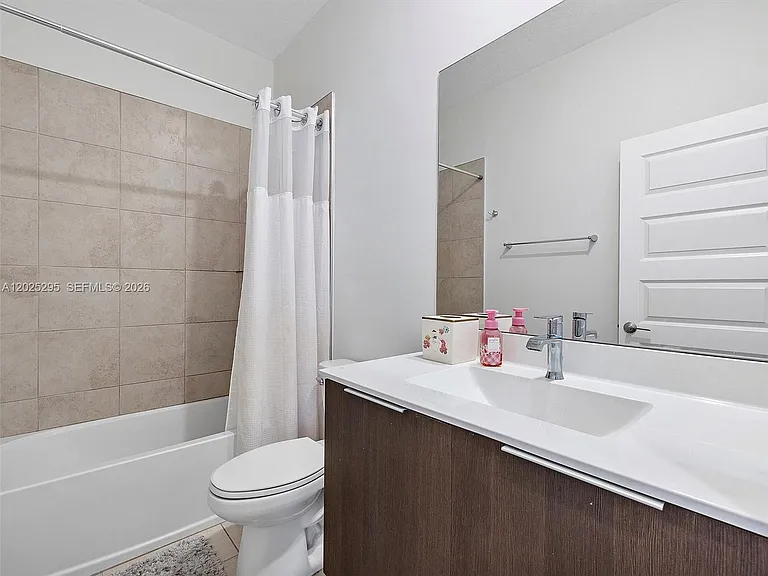 8398 NW 51st Ter #8398 — Photo 28