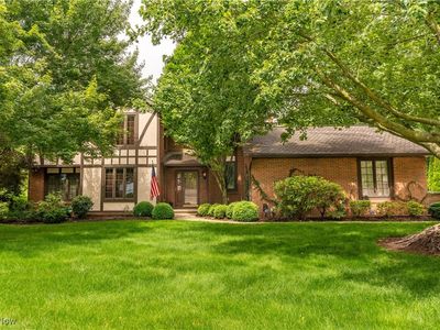 221 Winston Ave NE, North Canton, OH, 44720