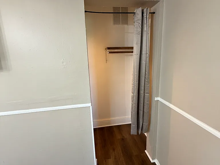 522 E Ward St — Photo 20