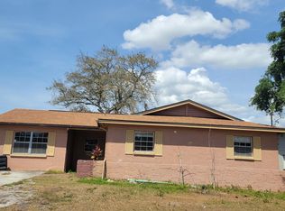 7328 Sequoia Dr, Tampa, FL 33637
