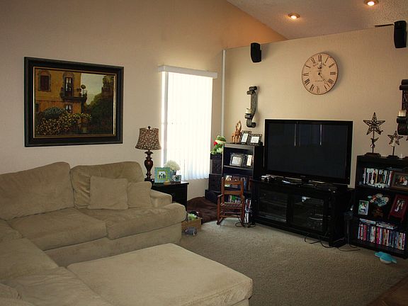 2nd image of 4652 W Folley St
