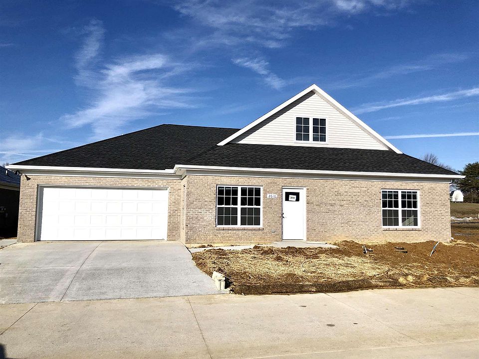 2nd image of 2536 Orleans Trce