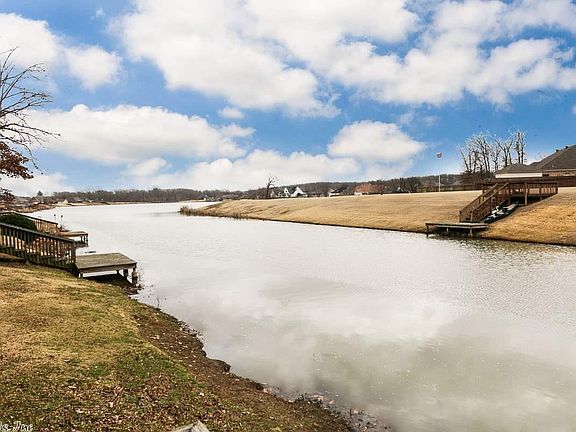 2nd image of 80 Lakeland Dr