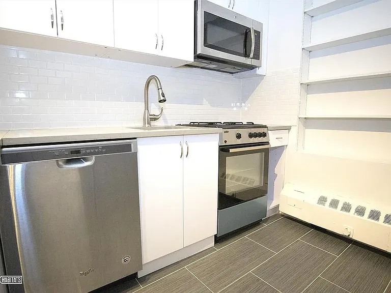 220 Avenue A #4C — Photo 4