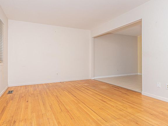 4th image of 3115 Wolverine Dr