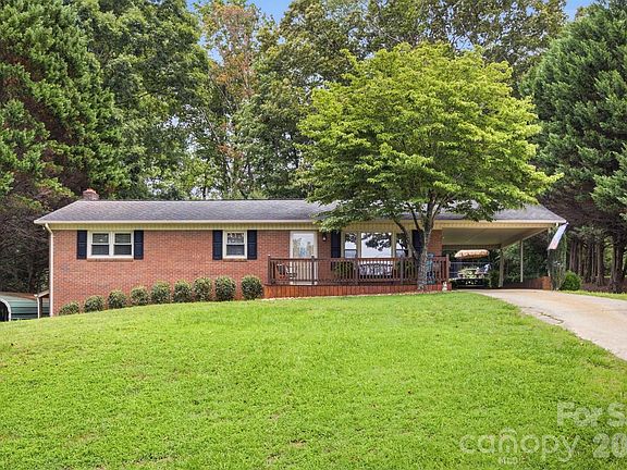 2nd image of 2516 Corolla Hills Dr