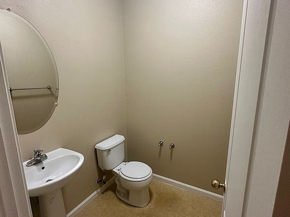 3rd image of 3542 Cape York Ct