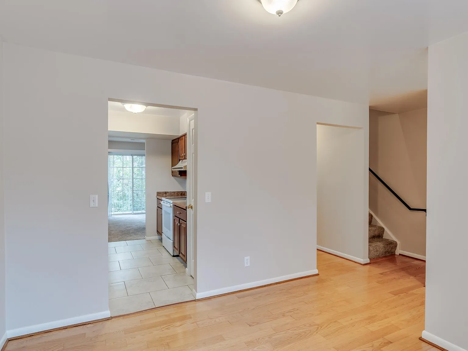 6361 Beechmont Ave — Photo 4