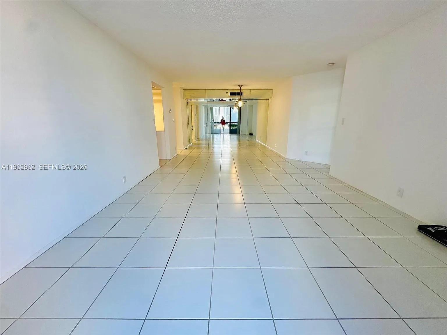 Mystic Pointe Condo No Th — Photo 4