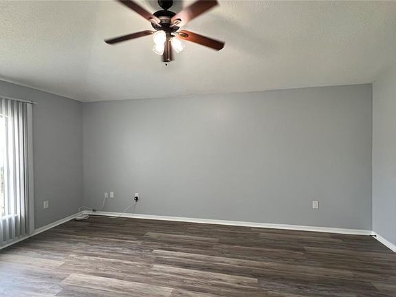 3rd image of 485 Martigues Dr