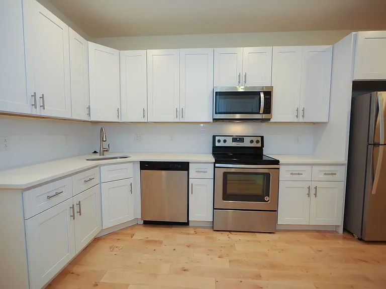 1802 N Bouvier St #B — Photo 8