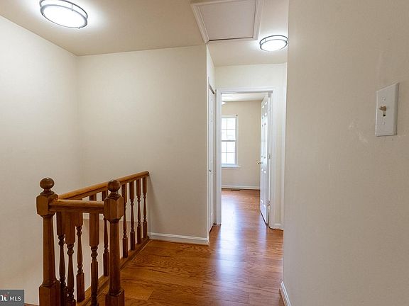 5th image of 1739 Countrywood Ct